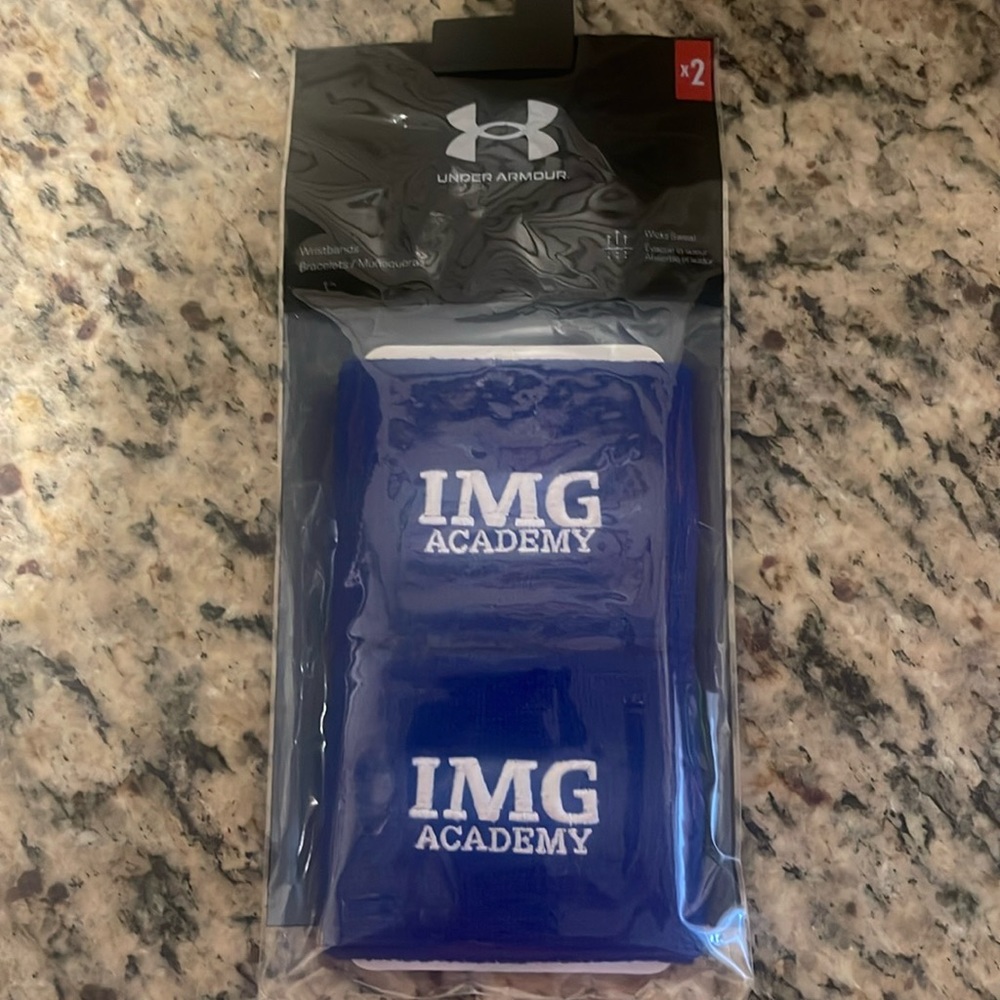 IMG Academy Ascenders TEAM ISSUED Under Armour Wristbands 2 Pack RARE 3 IN BANDS